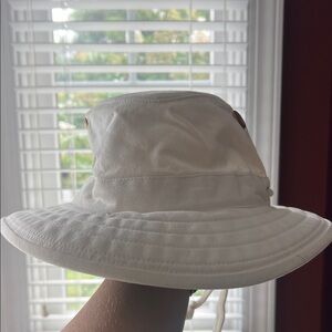 Tilley hat cream colored model T4